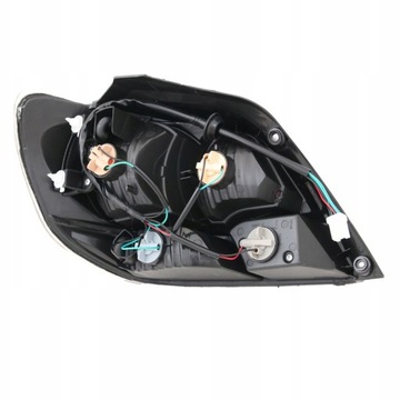 MITSUBISHI OUTLANDER 2003-2007 SVĚTLO ZADNÍ VNĚJŠÍ PRAVÁ MN133700 NOVÁ