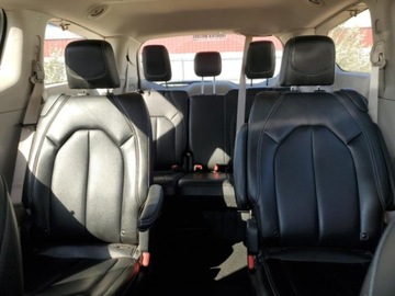 Chrysler Pacifica II 2023 Chrysler Pacifica Touring L, 2023r., 3.6L 3.6 Benzyna 260KM, zdjęcie 8