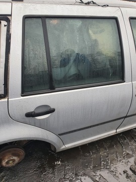 SKLO (OKNO) BOČNÍ MALÉ TROJŮHELNÁ PRAVÝ ZADNÍ VW GOLF 4 KOMBI