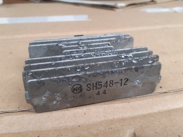 Регулятор напряжения Kawasaki Zephyr 550.