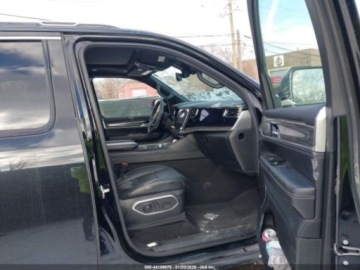 Jeep Wagoneer II 2022 Jeep Wagoneer Series III 2022 5.7 Benzyna 392KM, zdjęcie 9