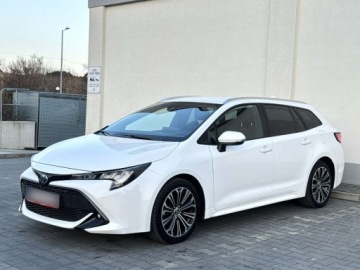 Toyota Corolla XII 2022 Toyota Corolla 1.8 Hybrid Active Niski przebieg LED FV23 1.8 Hybryda