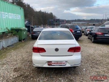 Volkswagen Passat B7 Limousine 2.0 TDI CR BlueMotion 177KM 2013 Volkswagen Passat 2.0tdi 4-Motion R-Line max wyposazenie Webasto ledy xeno, zdjęcie 9