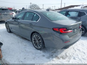 BMW Seria 5 G30-G31 2022 BMW Seria 5 540 I Xdrive, 2022r., 4x4, 3.0L 3.0 Hybryda 335KM, zdjęcie 2
