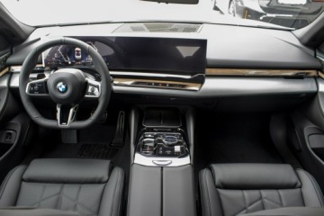 BMW Seria 5 G90-91 Touring 2.0 520d 197KM 2025 BMW 520 xDrive Limuzyna - Dostępny od ręki!, zdjęcie 15