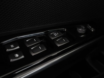  SsangYong Tivoli Grand skóra navi klima auto, zdjęcie 33