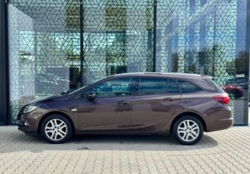 Opel Astra K Sports Tourer 1.4 Turbo 125KM 2017 Opel Astra Astra 1.4T 125KM Dynamic SS Vat Marza Czujniki Parkowania, zdjęcie 1