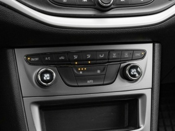 Opel Astra K Sportstourer Facelifting 1.2 Turbo 130KM 2021 Opel Astra GD427YW#1.2 T Edition 2 stref klima, zdjęcie 16