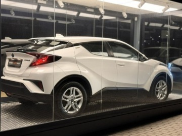 Toyota C-HR I Crossover Facelifting 1.8 Hybrid 122KM 2021 Toyota C-HR 1.8 ElHybrid Active, Bezwyp.II kpl, zdjęcie 6