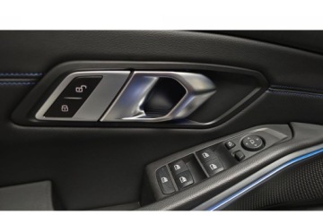 BMW Seria 3 G20-G21 Touring Facelifting 2.0 320d 190KM 2023 BMW Seria 3 Bmw Seria 3 320 Touring Diesel Mild Hybrid Mr22 E6de G21 2.0, zdjęcie 30