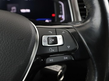 Volkswagen T-Roc I SUV 2.0 TDI 150KM 2018 Volkswagen T-Roc 4x4 DSG full LED panorama virtual, zdjęcie 32