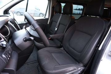 Opel Vivaro B Kombi Extra Long H1 2,9t 1.6 BiTurbo 125KM 2017 Opel Vivaro 9os. Tempomat Ogranicznik predkosci Czujniki parkowania FV, zdjęcie 15