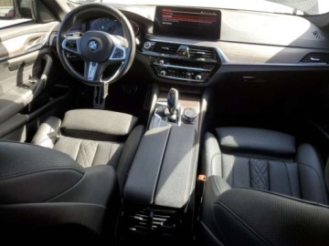 BMW Seria 5 G30-G31 2021 BMW Seria 5 540 I 2021 3.0l 3.0 Benzyna 335KM, zdjęcie 8