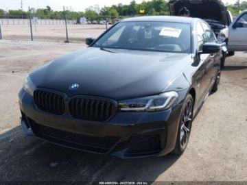 BMW Seria 5 G90-91 2023 BMW Seria 5 2023 BMW 530E XDRIVE 2.0 Hybryda Plug-in 181KM, zdjęcie 2
