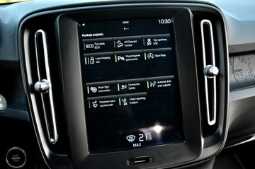 Volvo XC40 Crossover Facelifting 1.5 T2 129KM 2022 Volvo XC 40 1,5 Benzyna 130KM_T2_R Design_Full, zdjęcie 23
