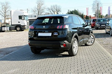 Peugeot 3008 II Crossover Facelifting  1.5 BlueHDi 130KM 2021 Peugeot 3008 Automat, zdjęcie 2