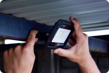 ГАЛОГЕННЫЙ СВЕТОДИОДНЫЙ ПРОЖЕКТОР 20ВТ IP65 НАРУЖНЫЙ