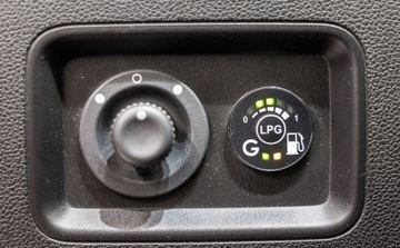 Dacia Duster II SUV 1.0 TCe 90KM 2021 Dacia Duster 1.0 TCe Essential BenzynaLPG 90KM, zdjęcie 23