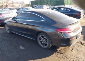 Mercedes Klasa C W205 Coupe Facelifting 2.0 300 258KM 2019 Mercedes-Benz Klasa C MERCEDES-BENZ C 300 4MATIC 2.0 Benzyna 259KM, zdjęcie 4