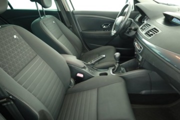 Renault Megane III Grandtour Facelifting 2013 Energy TCe 115KM 2015 Renault Megane 1.2 TCe, Salon Polska, Klima, zdjęcie 6