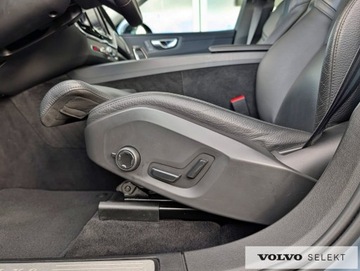 Volvo XC60 II 2023 Volvo XC 60 XC60 Plus Dark 197KM, ACC, BLIS, Skóra, zdjęcie 10