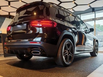 Mercedes GLB SUV 2.0 200d 150KM 2025 MERCEDES-BENZ GLB 200 d AMG Line Suv 2.0 (150KM) 2025, zdjęcie 2