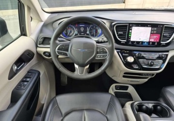 Chrysler Pacifica II 3.6 V6 291KM 2023 Chrysler Pacifica Chrysler Pacifica 3.6 Benzyna 291KM, zdjęcie 16