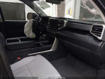 Toyota Tundra II 2024 Toyota Tundra 2024r., SR5, od ubezpieczalni 3.4 Benzyna 389KM, zdjęcie 8