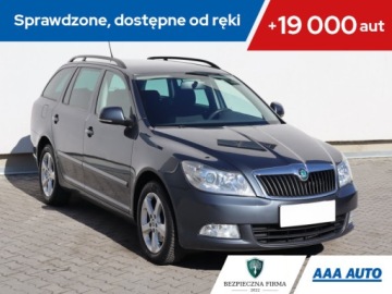 Skoda Octavia II 2012 Skoda Octavia 1.8 TSI, Salon Polska, Klima