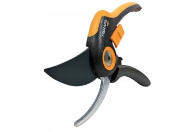 Ножничный секатор Fiskars P521.