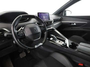 Peugeot 5008 II Crossover 1.5 BlueHDI 130KM 2020 Peugeot 5008 7 os. automat full LED półskóra, zdjęcie 13