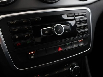 Mercedes CLA C117 Coupe 1.6 200 156KM 2014 Mercedes CLA 200 skóra navi klima full LED kamera, zdjęcie 25