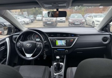 Toyota Auris II Touring Sports Facelifting 1.6 Valvematic 132KM 2015 Toyota Auris Gwarancja 12 miesiecy 1.6 Benzyna 132KM, zdjęcie 24