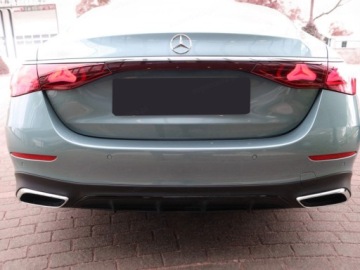 Mercedes Klasa E W214 Sedan 2.0 220d 197KM 2025 MERCEDES-BENZ E Klasa 220 d AMG 2.0 (197KM) 2025, zdjęcie 3