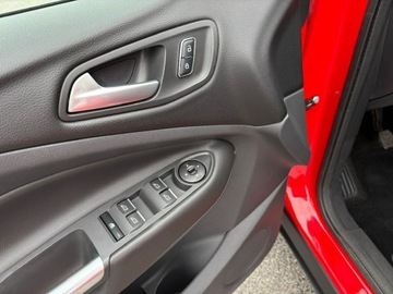 Ford Kuga II SUV 1.5 EcoBoost 150KM 2015 Ford Kuga 1.5 Ecoboost 150KM 131180km Model 2016, zdjęcie 11