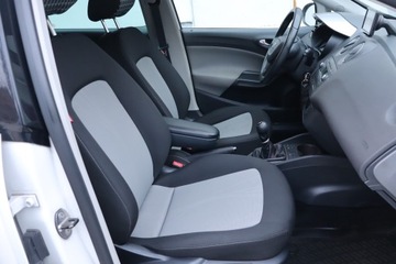 Seat Ibiza IV SportTourer Facelifting 1.6 TDI CR 105KM 2013 Seat Ibiza 1.6 TDI, Navi, Klima, Klimatronic, zdjęcie 8