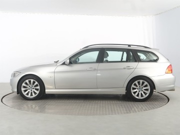 BMW Seria 3 E90-91-92-93 Limuzyna E90 325i (3.0) 218KM 2009 BMW 3 325 i, Navi, Klima, Klimatronic, Tempomat, zdjęcie 2