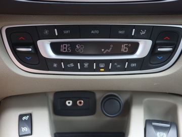 Renault Scenic III Van 1.4 TCe 16v 130KM 2010 Renault Scenic 1.4 TCe, Xenon, Klima, Klimatronic, zdjęcie 12