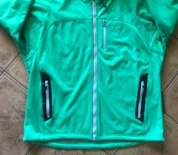 Куртка софтшелл AVALANCHE, размер XL, хорошее состояние.