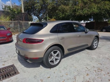 Porsche Macan SUV 2.0 252KM 2018 Porsche Macan Base 2018 2.0 Benzyna 252KM, zdjęcie 3