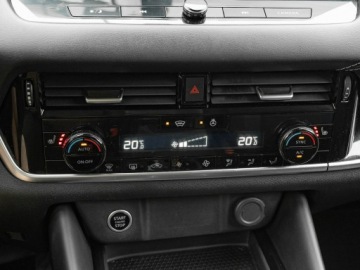 Nissan Qashqai III Crossover 1.3 DIG-T MHEV 158KM 2023 Nissan Qashqai GD7H212#1.3 DIG-T mHEV N-Connecta, zdjęcie 18