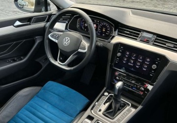 Volkswagen Passat B8 Variant Facelifting 2.0 TDI SCR 200KM 2022 Volkswagen Passat Elegance Pakiety, ACC, LED Matrix, ergoComfort z masaze, zdjęcie 14