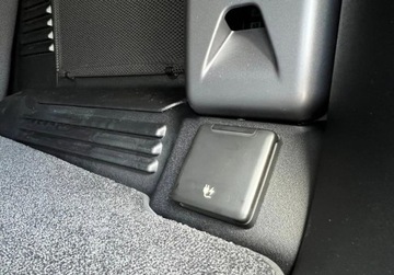 Land Rover Defender IV (L663) 90 5.0P V8 525KM 2025 Land Rover Defender Defender MY25.5 4.4P V8 635 PS AWD Auto 110 OCTA 4.4, zdjęcie 9