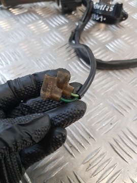 KIEROWNICA LEWA + PRZEŁĄCZNIK LEWY ŚWIATEŁ HONDA CBR 900RR SC33 96R-