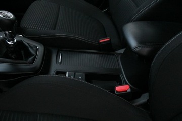 Ford Focus IV Kombi Facelifting 1.0 EcoBoost 125KM 2023 Ford Focus TITANIUM EcoBoost Salon Polska 2023 GWARANCJA SelectCar+ FV23%, zdjęcie 17