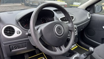 Renault Clio III Hatchback 3d Phase II 1.2 16v 75KM 2012 Renault Clio Yahoo 1.2 GWARANCJA 1.1 Benzyna 75KM, zdjęcie 35