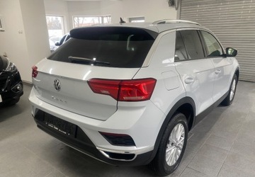 Volkswagen T-Roc I SUV 1.5 TSI ACT 150KM 2018 Volkswagen T-Roc Gwarancja Bezwypadkowy Oplacony 1.5 Benzyna 150KM, zdjęcie 2