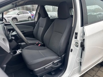 Toyota Yaris III Hatchback 5d Facelifting 2017 1.5 Hybrid 100KM 2020 Toyota Yaris Hybrid 100 Active III (2011-2019) Toy, zdjęcie 19