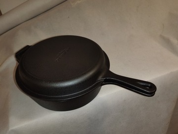 Żeliwny garnek z funkcją patelni OVERMONT 3L + 1.4L pokrywka