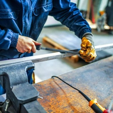 Набор напильников по металлу, дереву, хвойным деревьям, рашпилей, съемников, кейс, 18 шт.